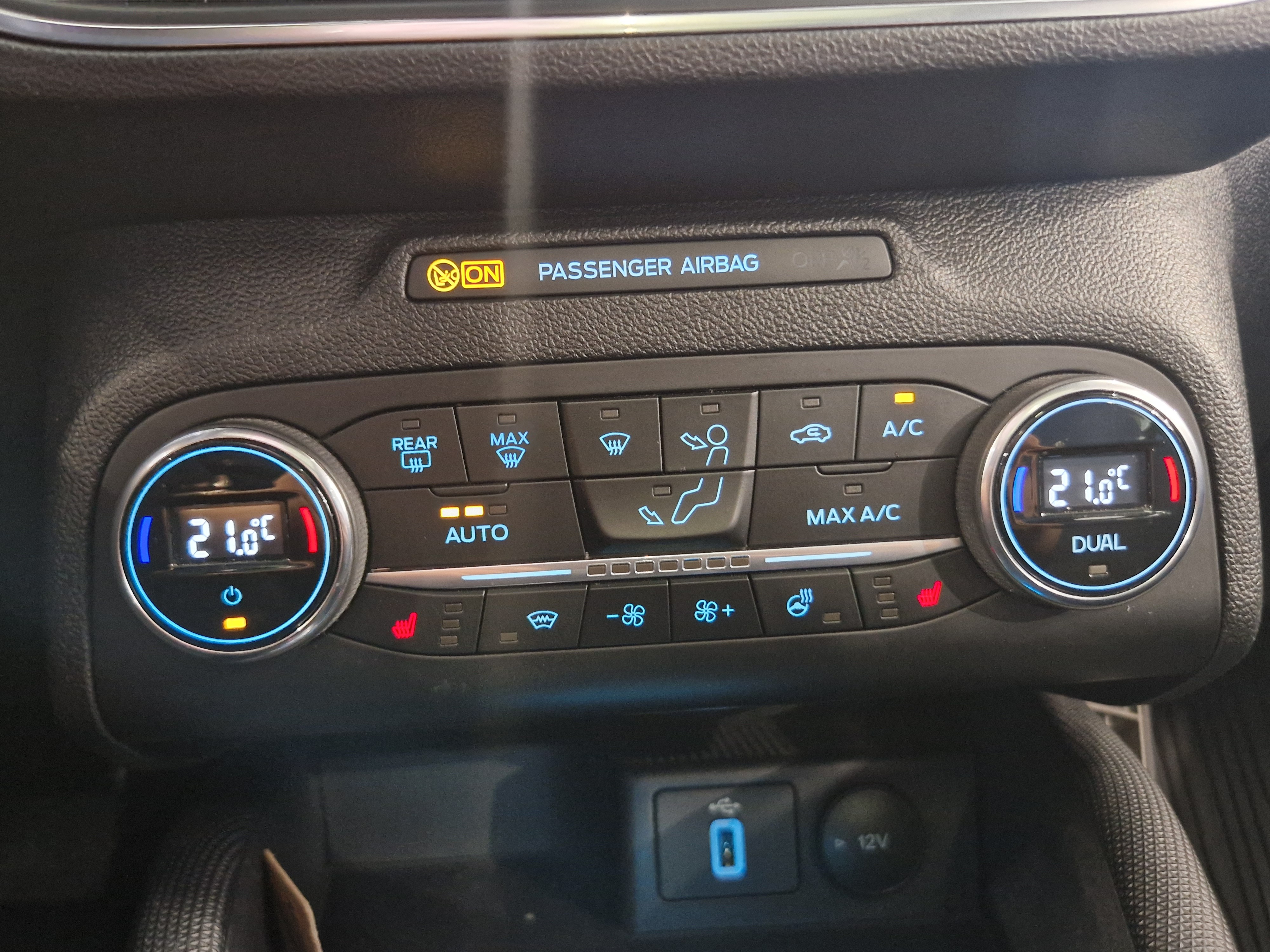 Ford FOCUS 1,5 ECOBOOST 182HV A8 ACTIVE WAGON