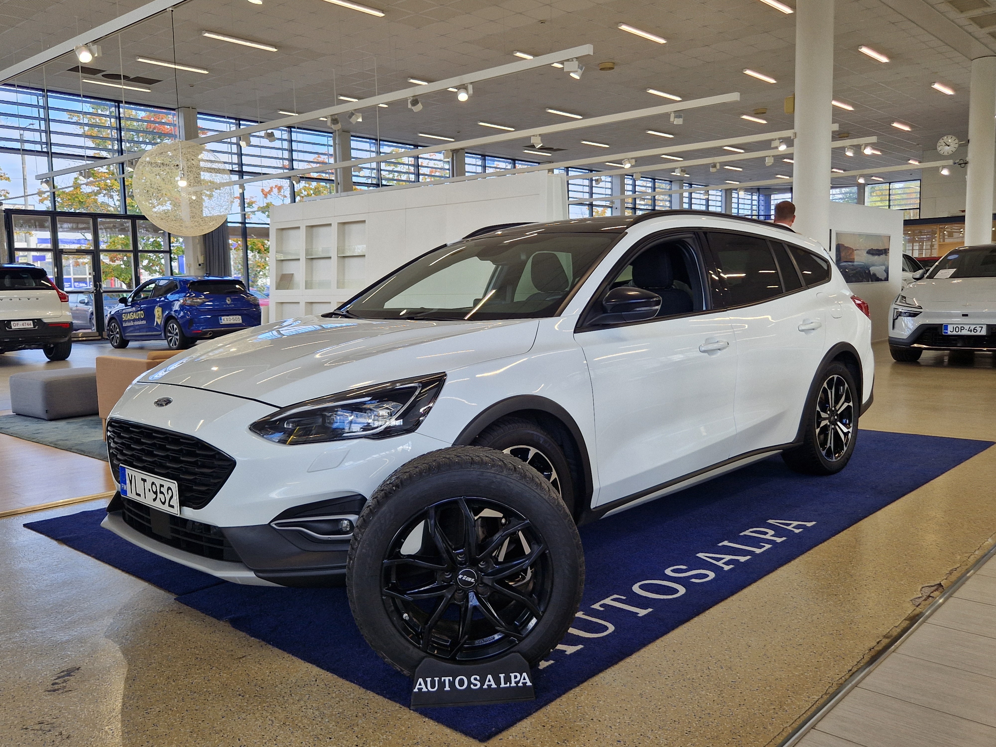 Ford Focus 2020, photo 2/18
