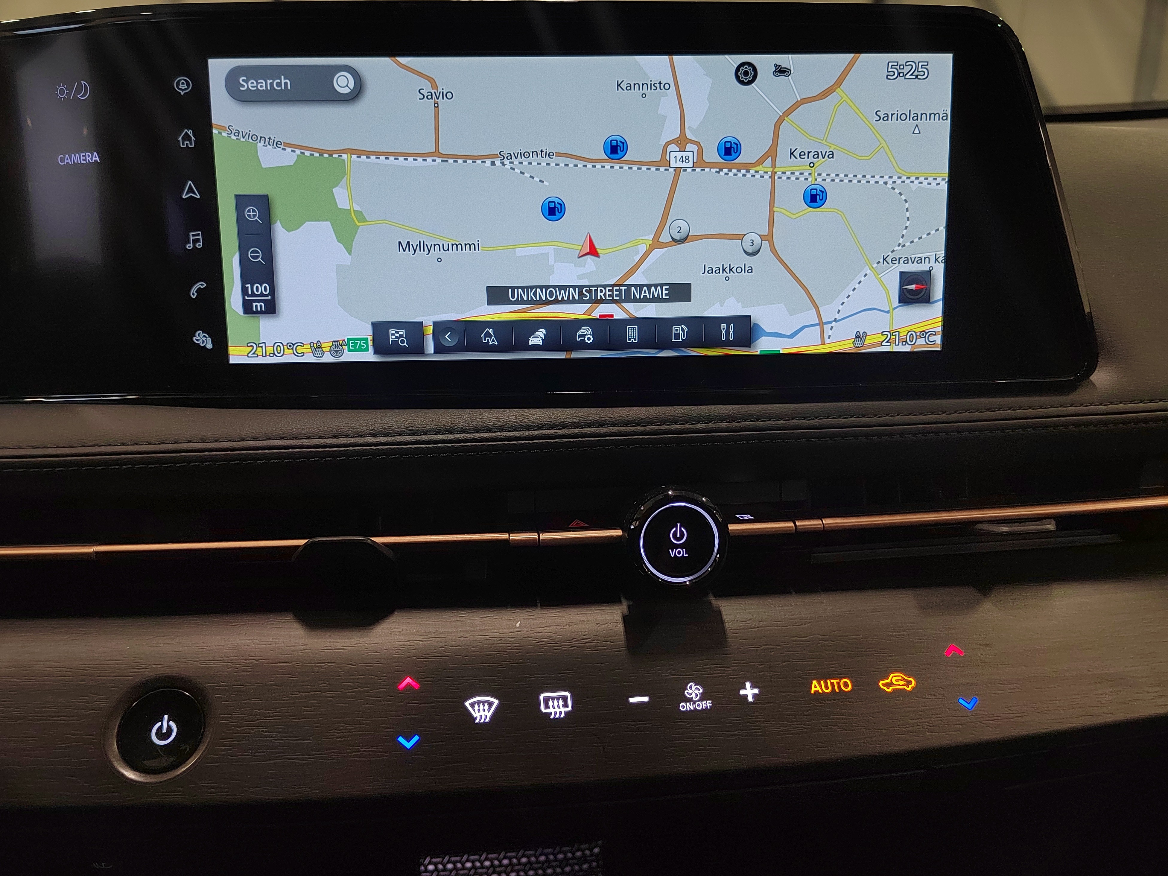 Nissan ARIYA 63KWH ADVANCE 2WD 22KW CHARGER