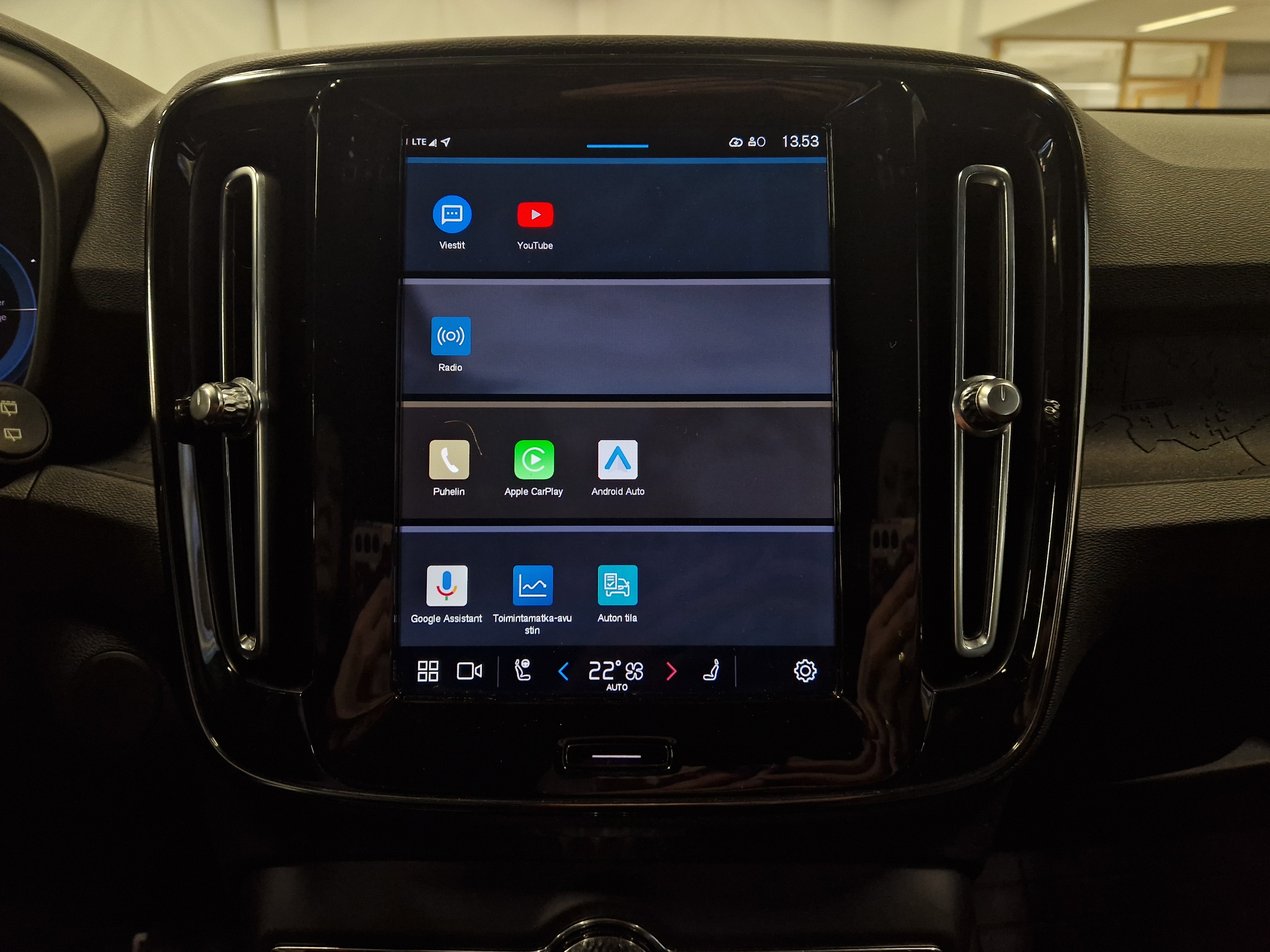 Volvo XC40 RECHARGE PLUS AUT TAKUU 24KK/40TKM