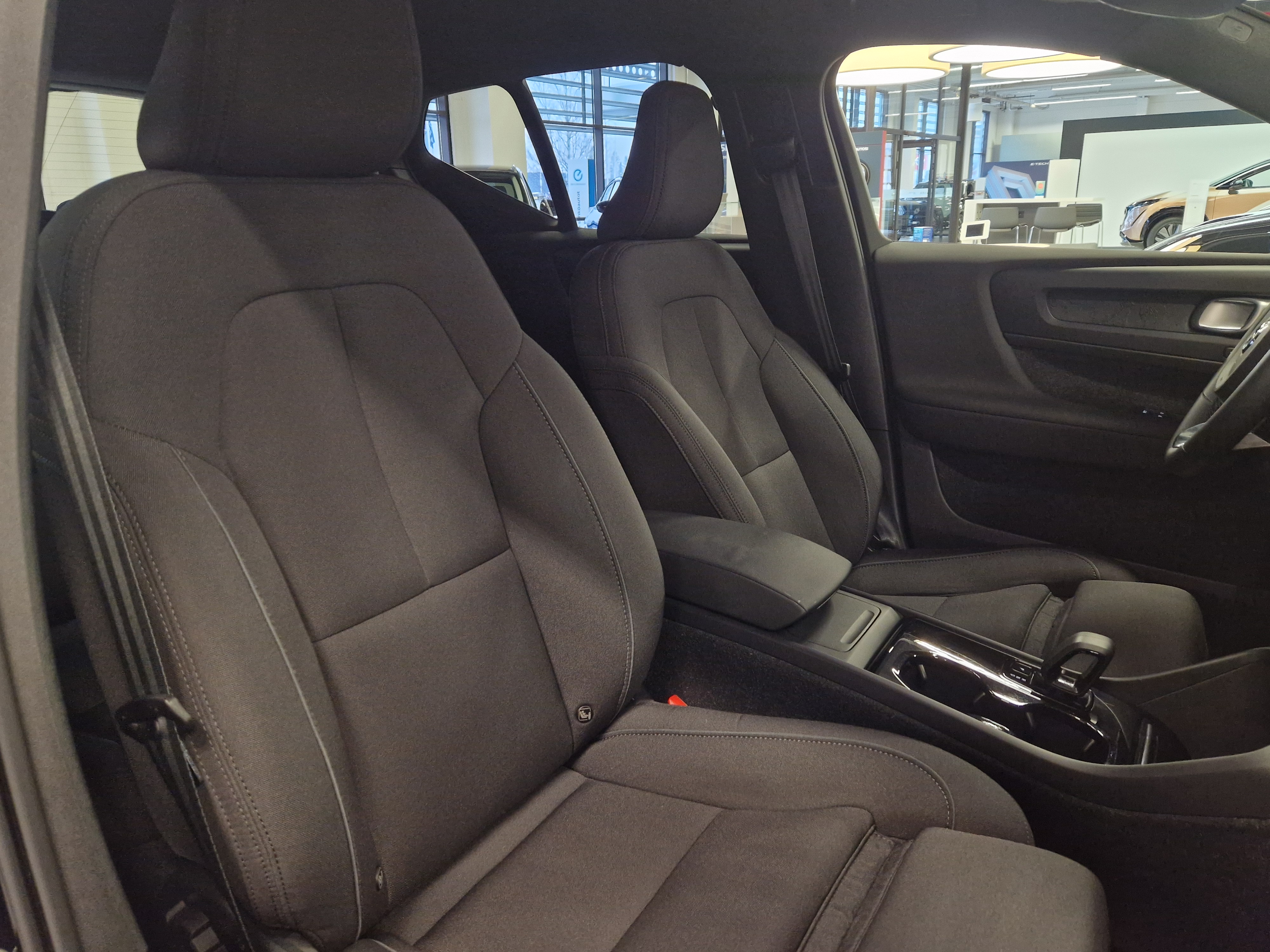 Volvo XC40 RECHARGE PLUS AUT TAKUU 24KK/40TKM