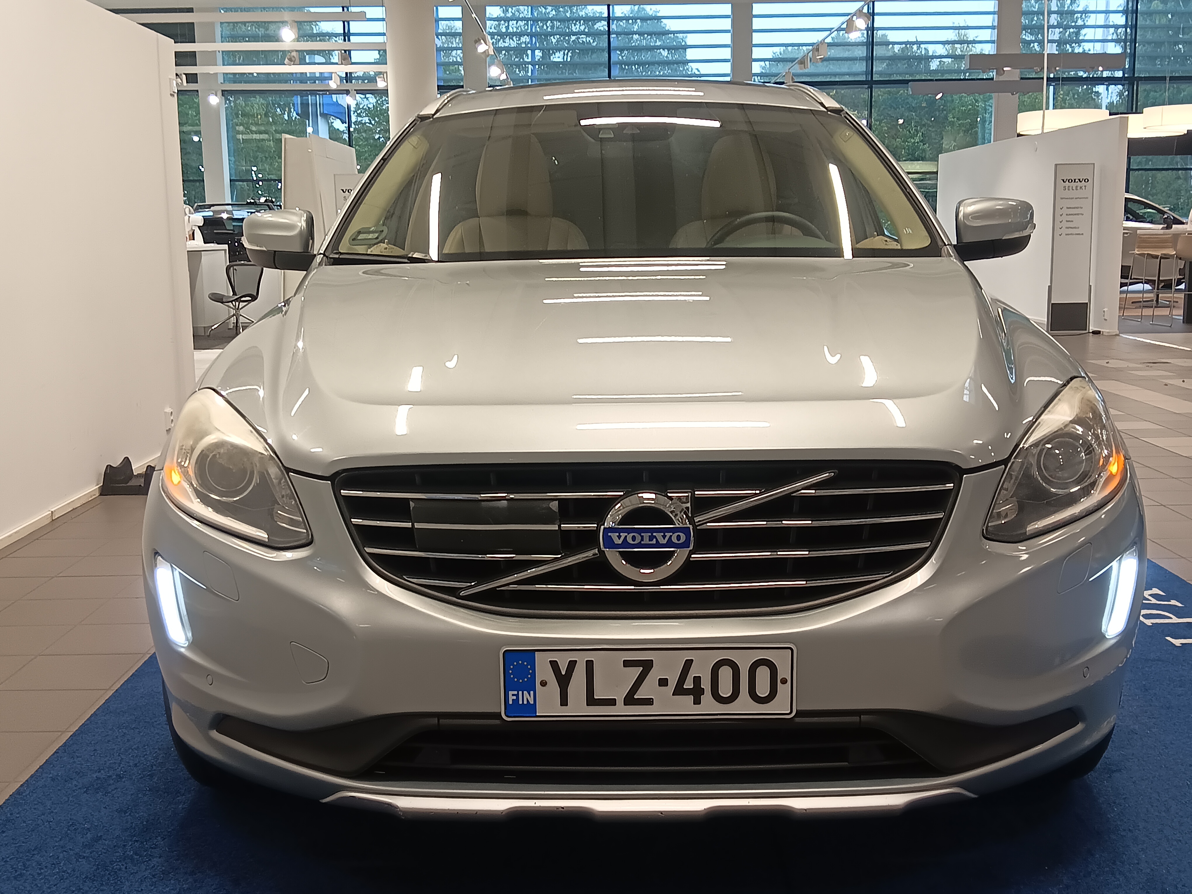 Volvo XC60 D5 AWD Summum aut 2014, kuva 2/14