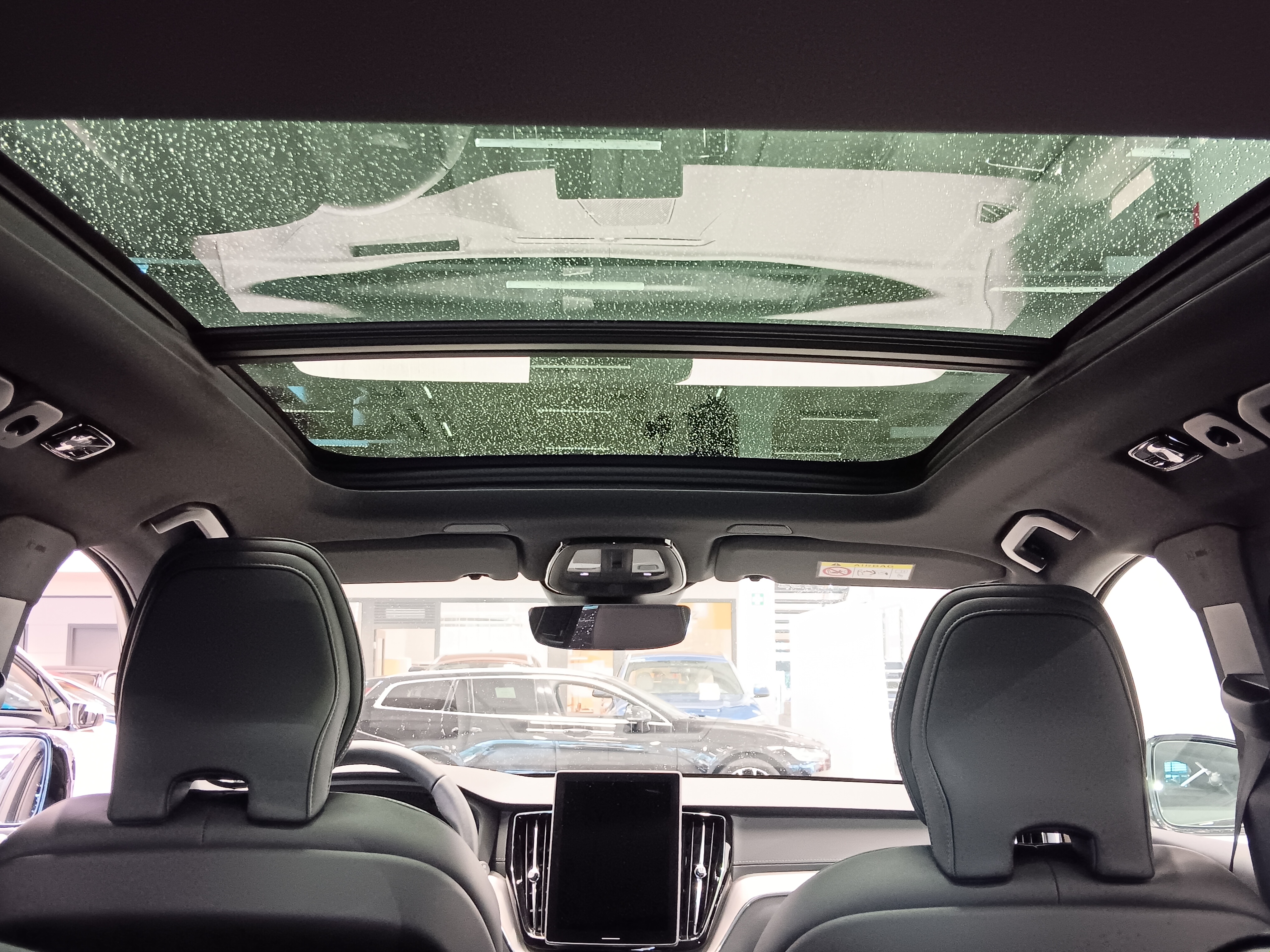 Volvo XC60 T8 AWD LONG RANGE ULTRA BLACK EDITION
