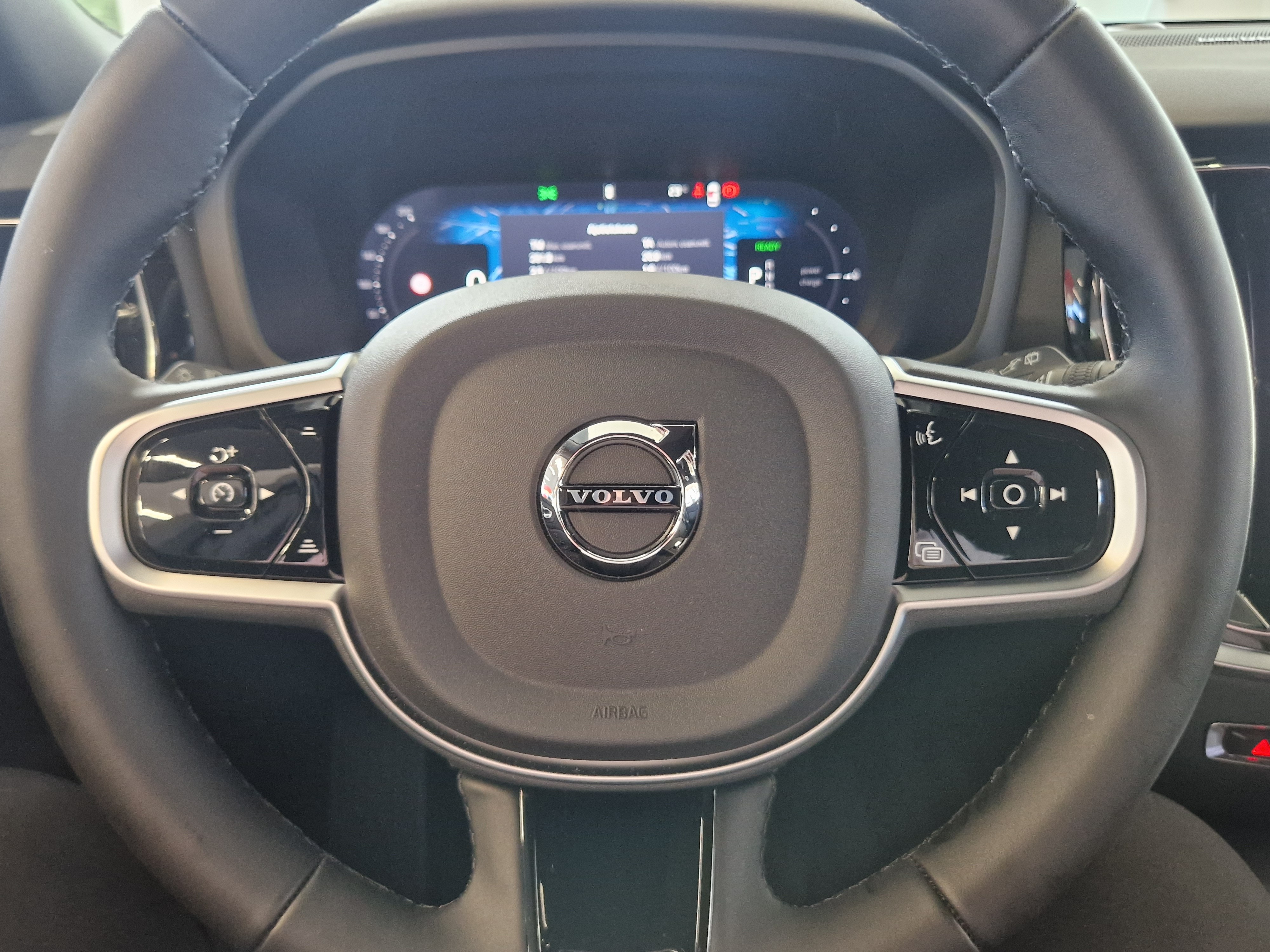 Volvo V60 T8 AWD LONG RANGE PLUS SPORT EDITION.
