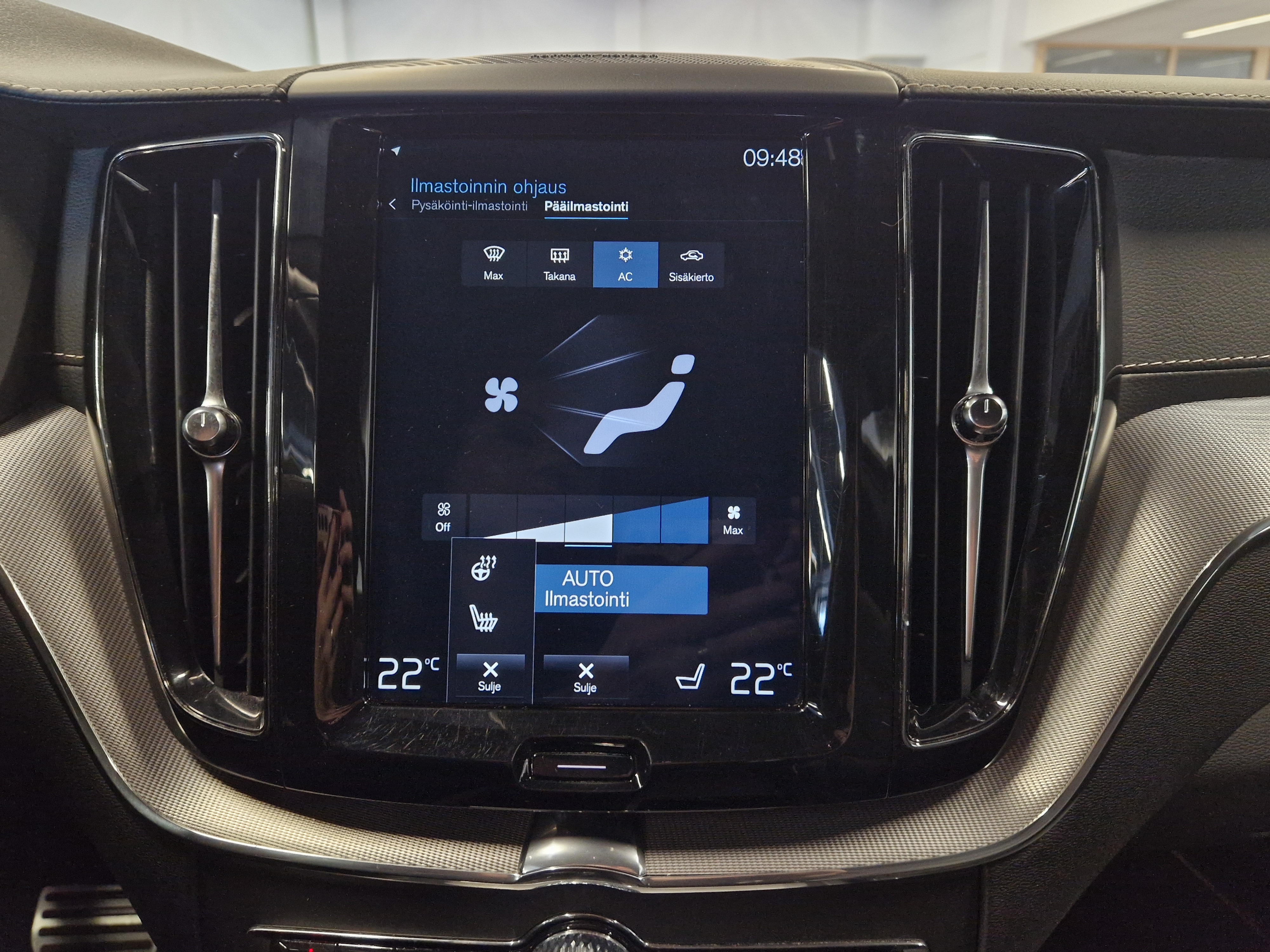 Volvo XC60 B4 AWD MHEV BUSINESS R-DESIGN AUT