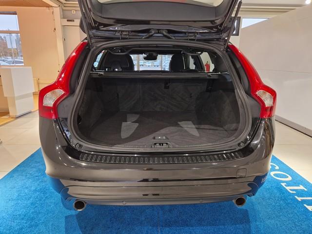 Volvo V60 T3 BUSINESS AUT