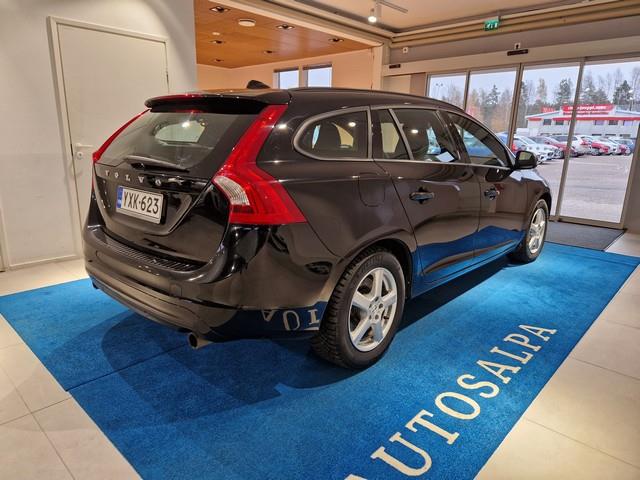 Volvo V60 T3 BUSINESS AUT