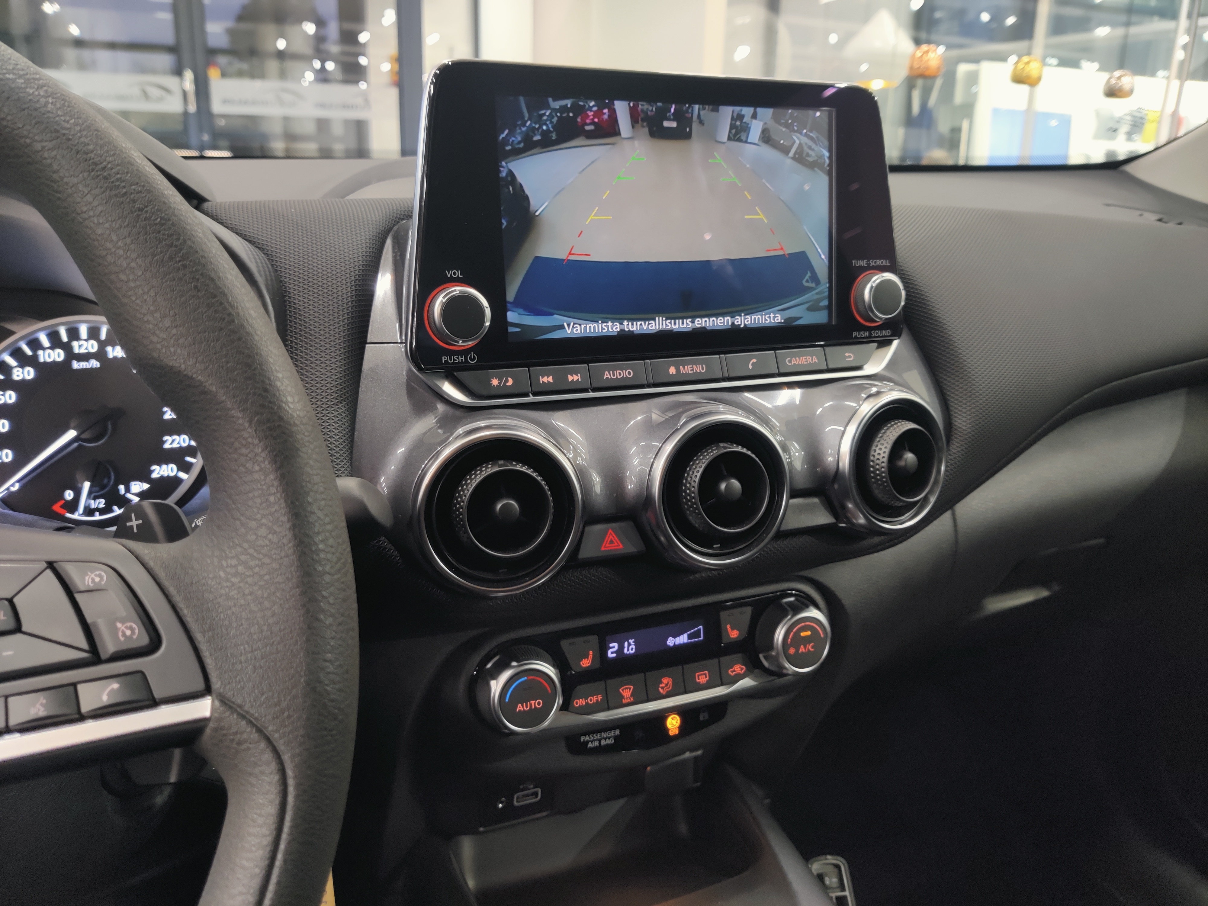 Nissan JUKE DIG-T 114HP 7DCT ACENTA TAKUU 24KK/40TKM