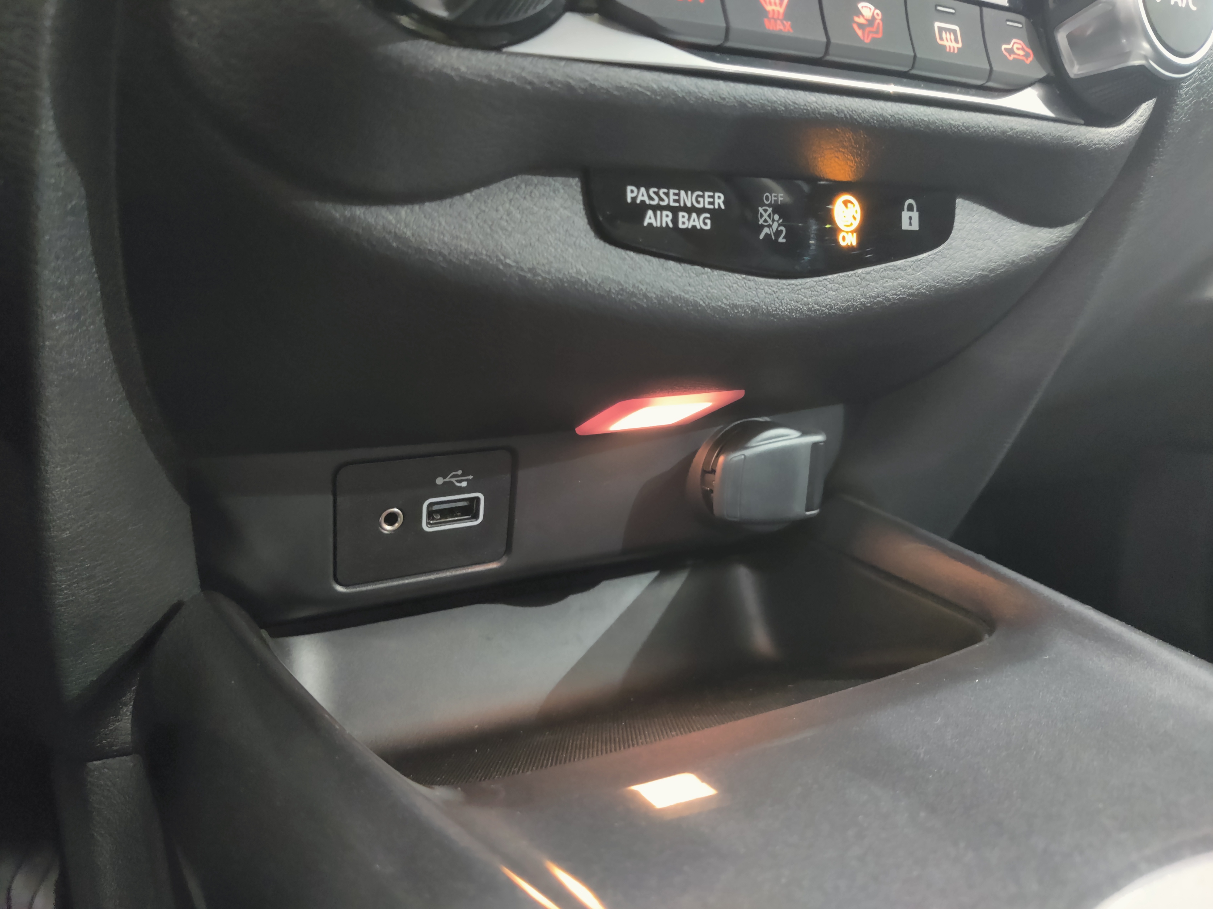 Nissan JUKE DIG-T 114HP 7DCT ACENTA TAKUU 24KK/40TKM