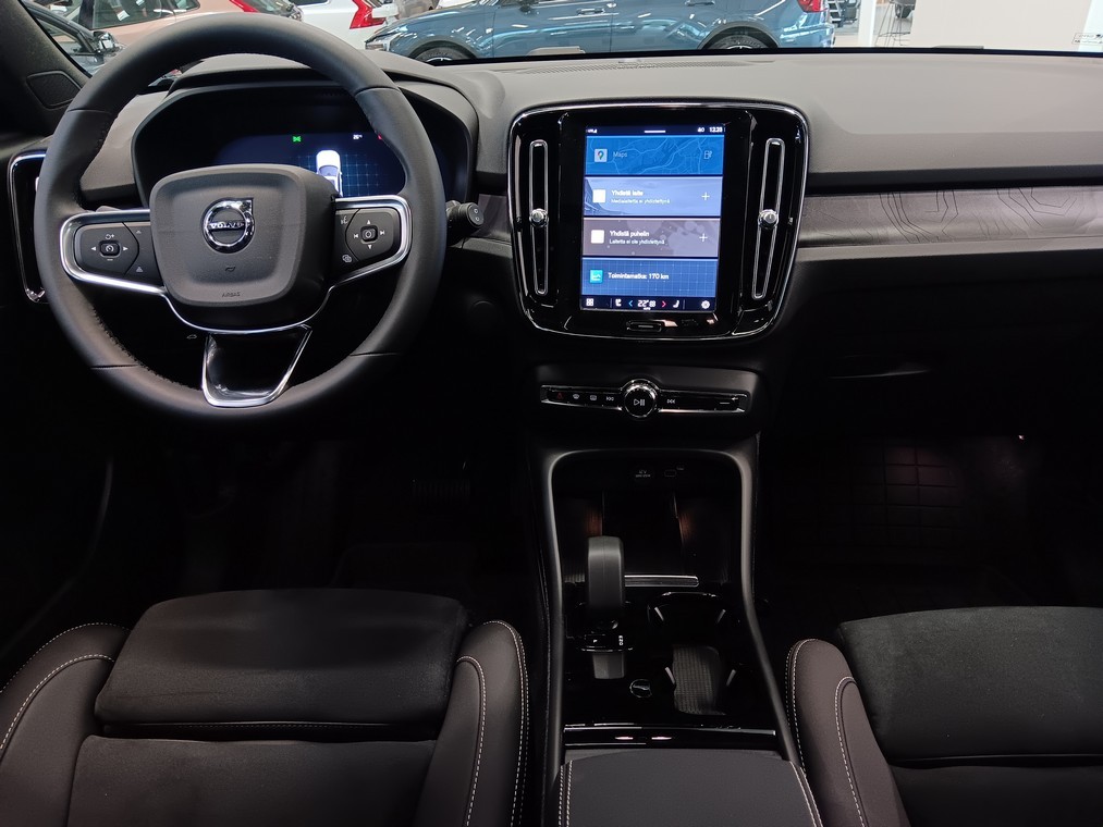 Volvo XC40 RECHARGE SINGLE ULTIMATE EXTENDED RANGE.