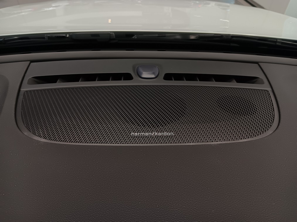 Volvo XC40 RECHARGE SINGLE ULTIMATE EXTENDED RANGE.