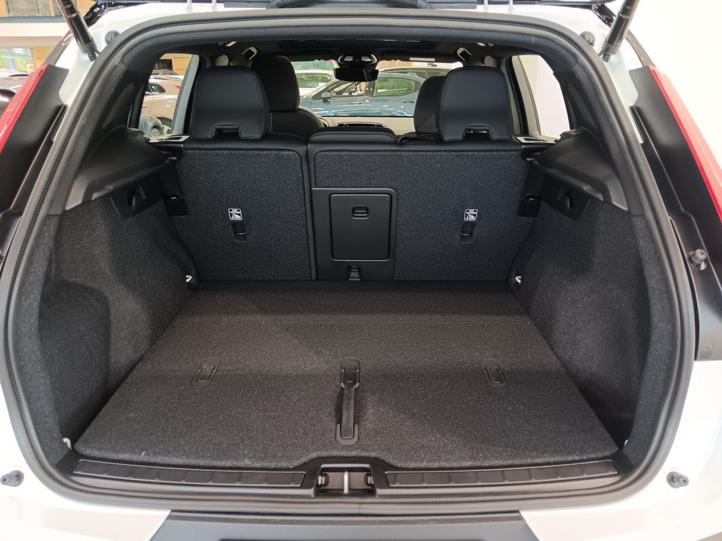 Volvo XC40 RECHARGE SINGLE ULTIMATE EXTENDED RANGE.