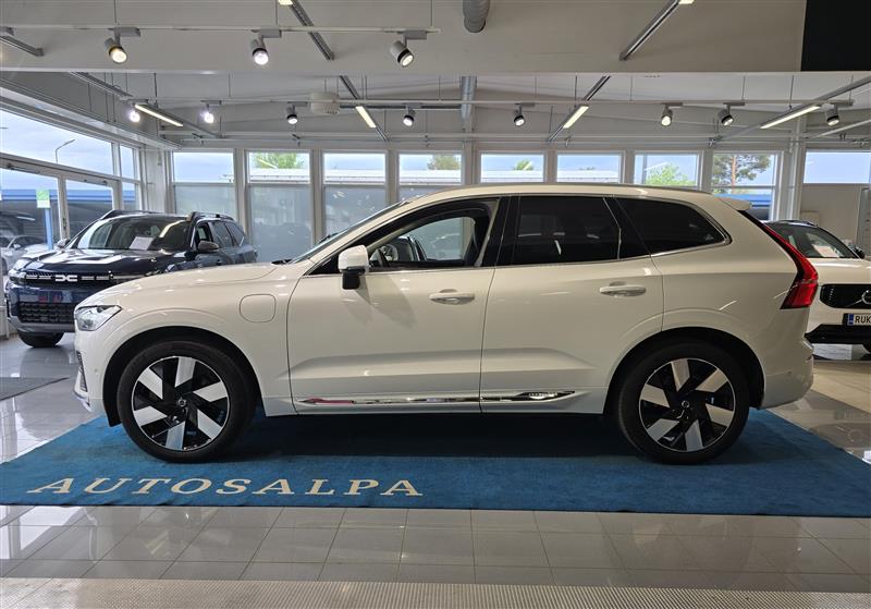 Volvo XC60 T8 AWD LONG RANGE ULTIMATE BRIGHT TAKUU 24KK/40TKM