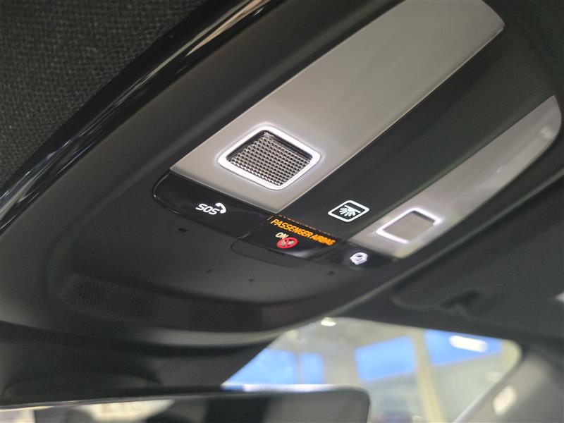 Volvo XC40 RECHARGE TWIN PLUS SELEKT TAKUU