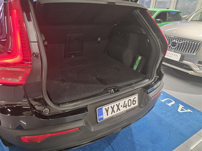 Volvo XC40 RECHARGE TWIN PLUS SELEKT TAKUU