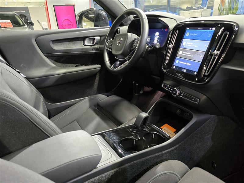Volvo XC40 RECHARGE TWIN PLUS SELEKT TAKUU
