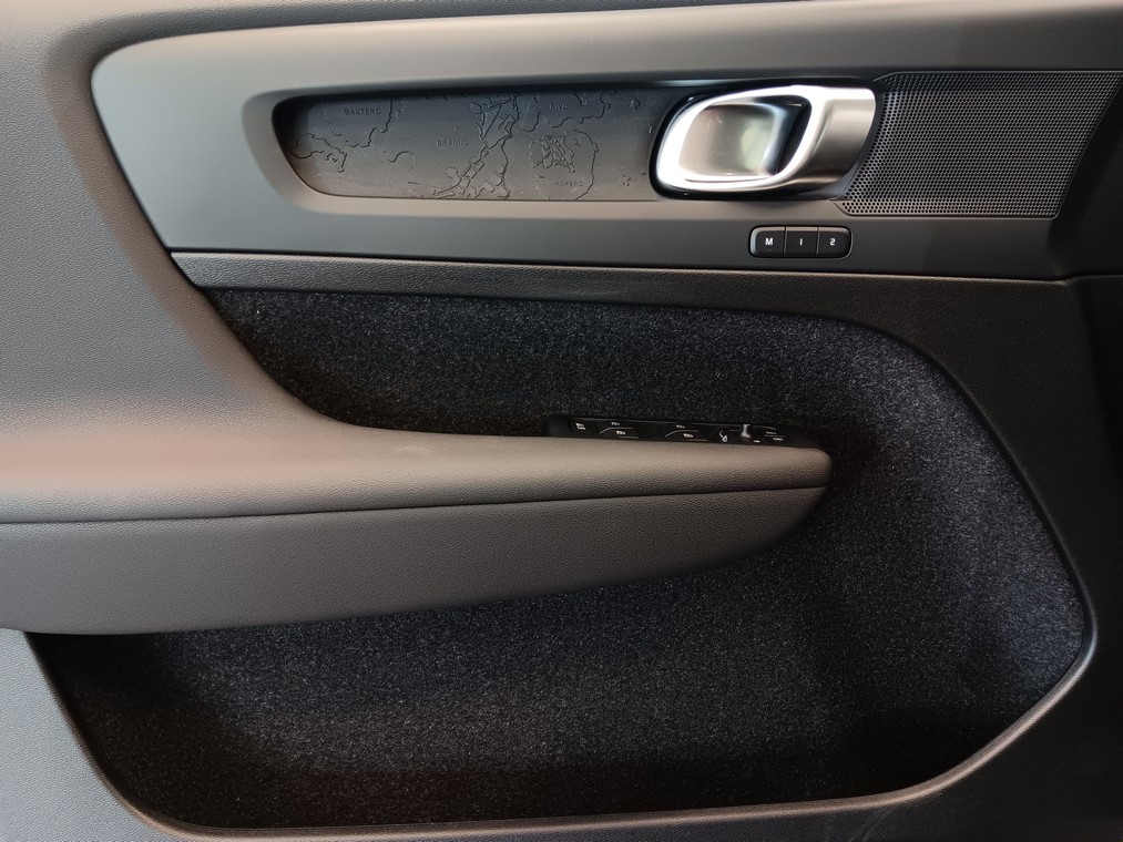 Volvo C40 RECHARGE SINGLE PLUS EXTENDED RANGE