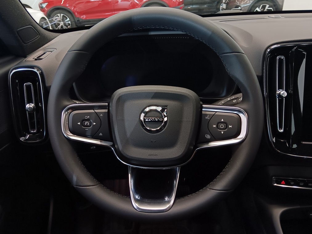 Volvo C40 RECHARGE SINGLE PLUS EXTENDED RANGE