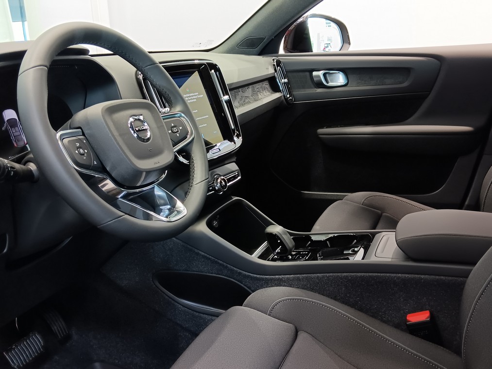 Volvo C40 RECHARGE SINGLE PLUS EXTENDED RANGE