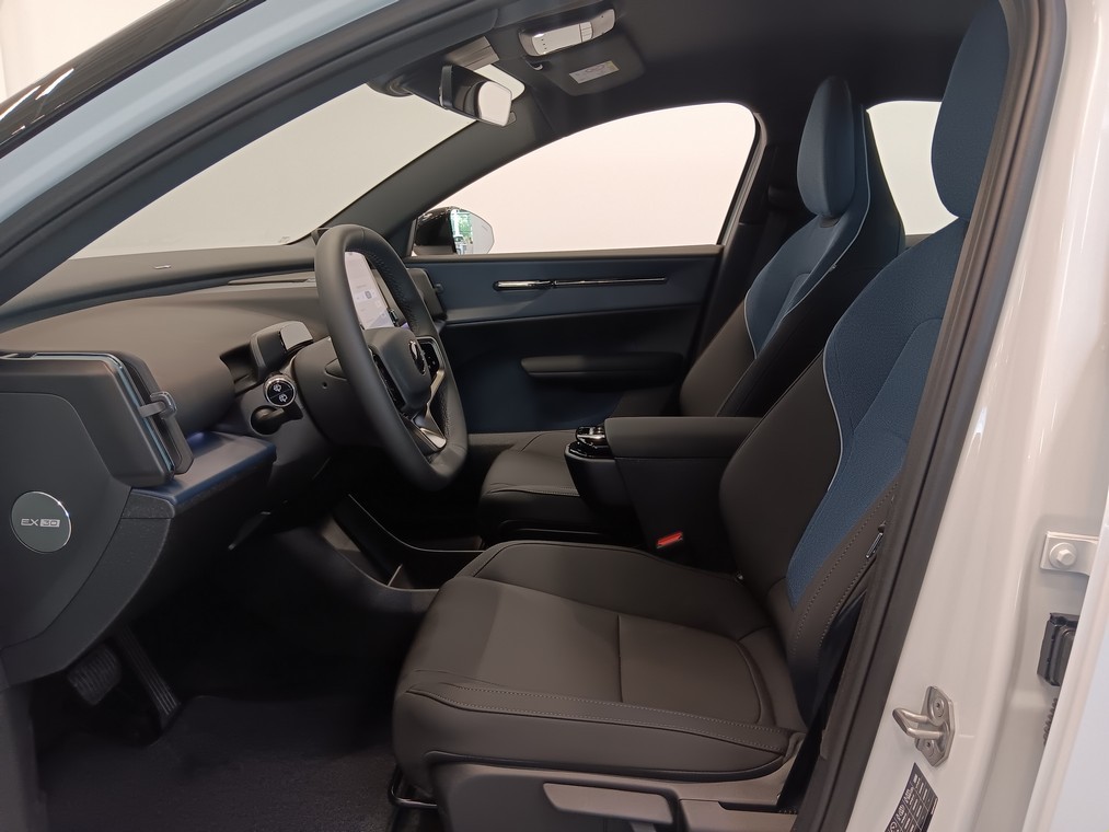 Volvo EX30 SINGLE EXTENDED RANGE PLUS TAKUU 24KK/40TKM
