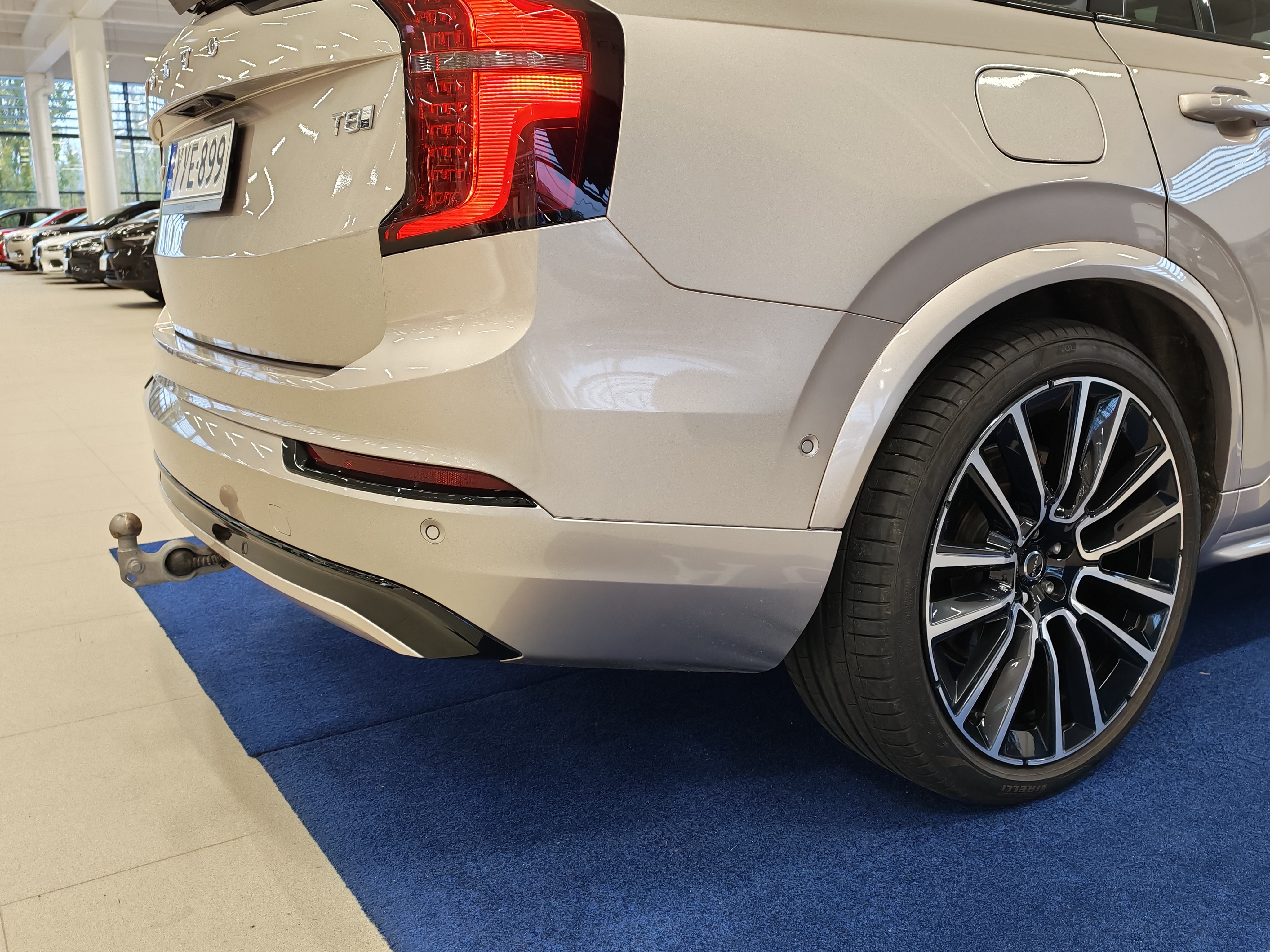 Volvo XC90 T8 AWD Long Range Ultra Dark 2026, bild 4/30