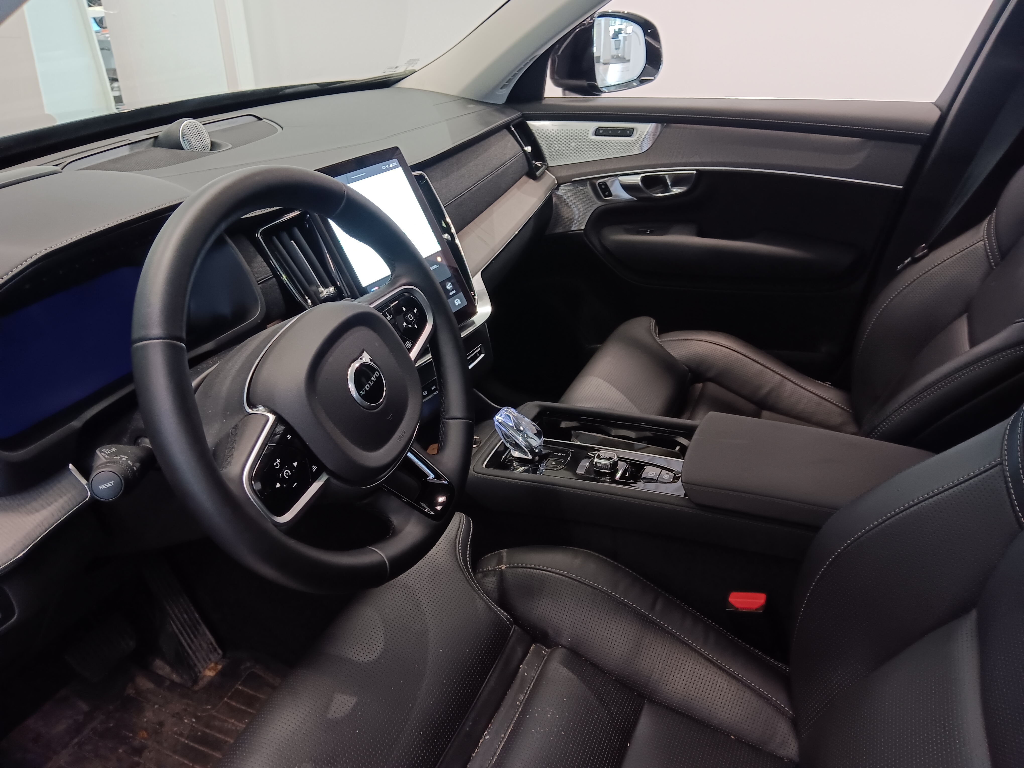 Volvo XC90 2026, bild 3/4