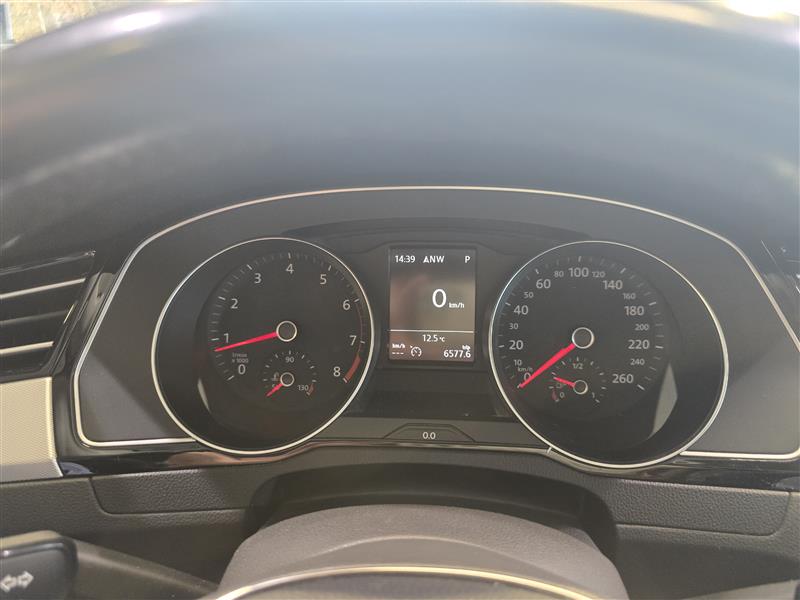 Volkswagen PASSAT SEDAN COMFORTLINE 1.4 TSI 92 KW (125 HV) DSG-AUTOM