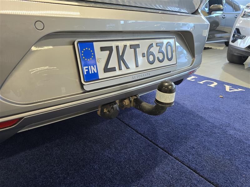 Volkswagen PASSAT SEDAN COMFORTLINE 1.4 TSI 92 KW (125 HV) DSG-AUTOM