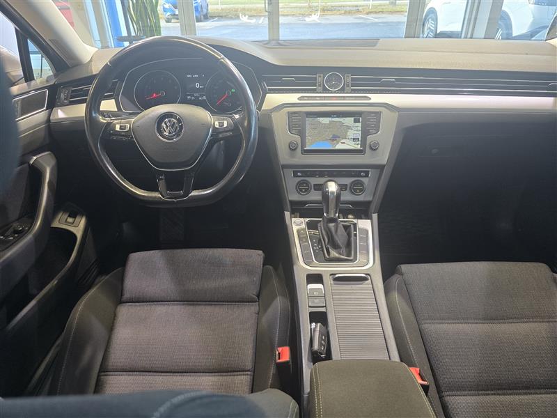 Volkswagen PASSAT SEDAN COMFORTLINE 1.4 TSI 92 KW (125 HV) DSG-AUTOM