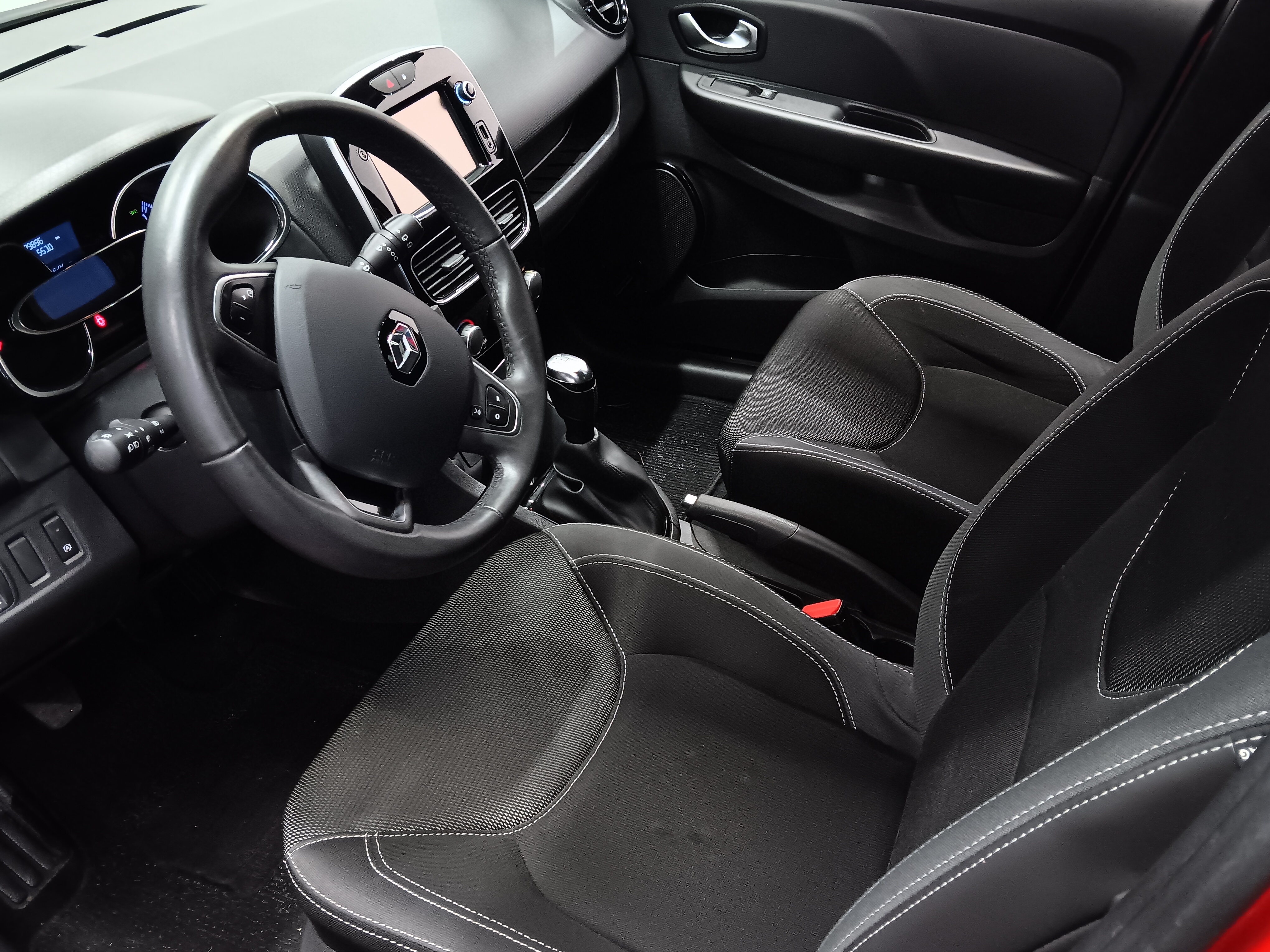 Renault Clio 2016, kuva 6/15