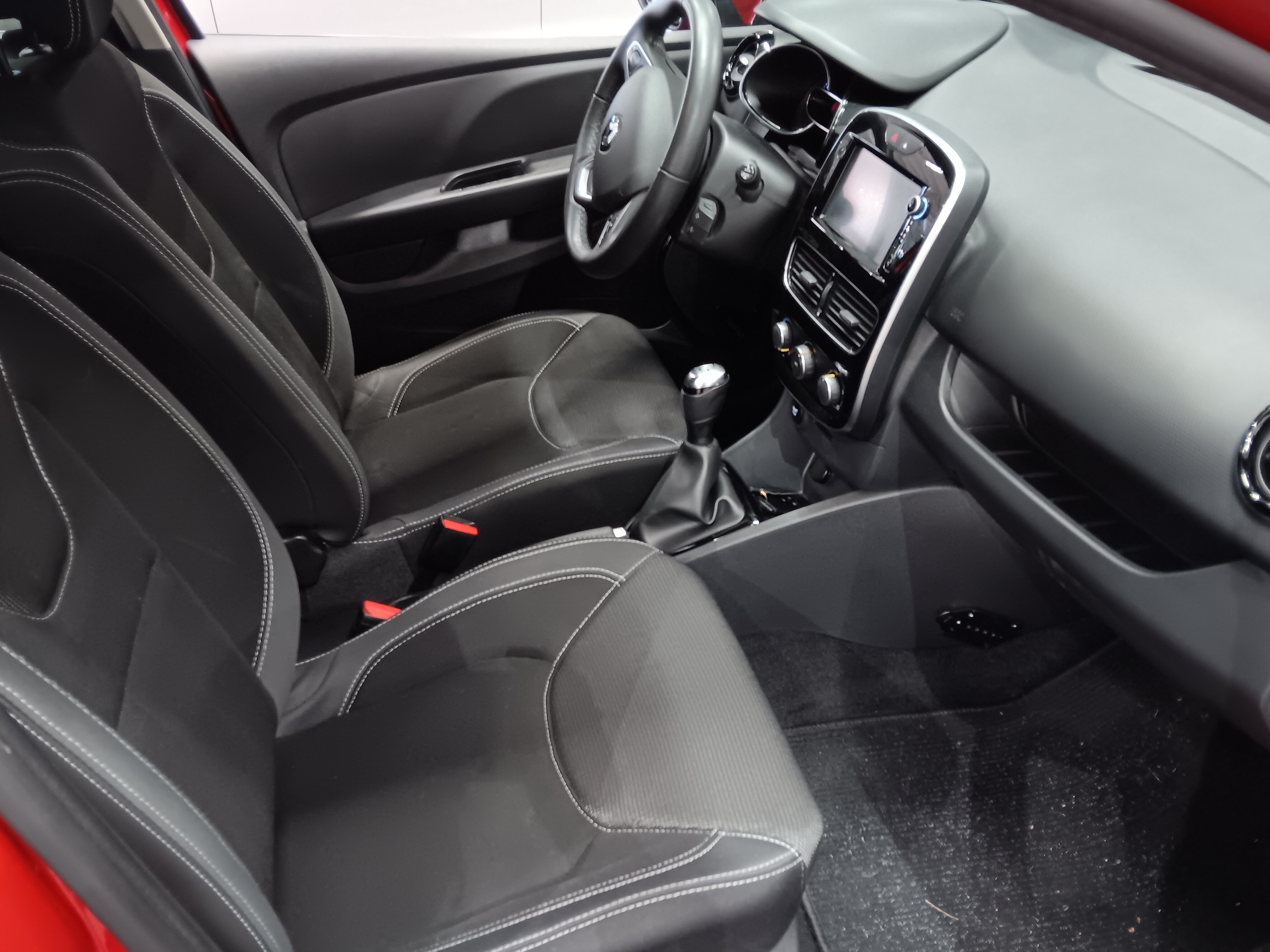 Renault Clio 2016, kuva 7/15