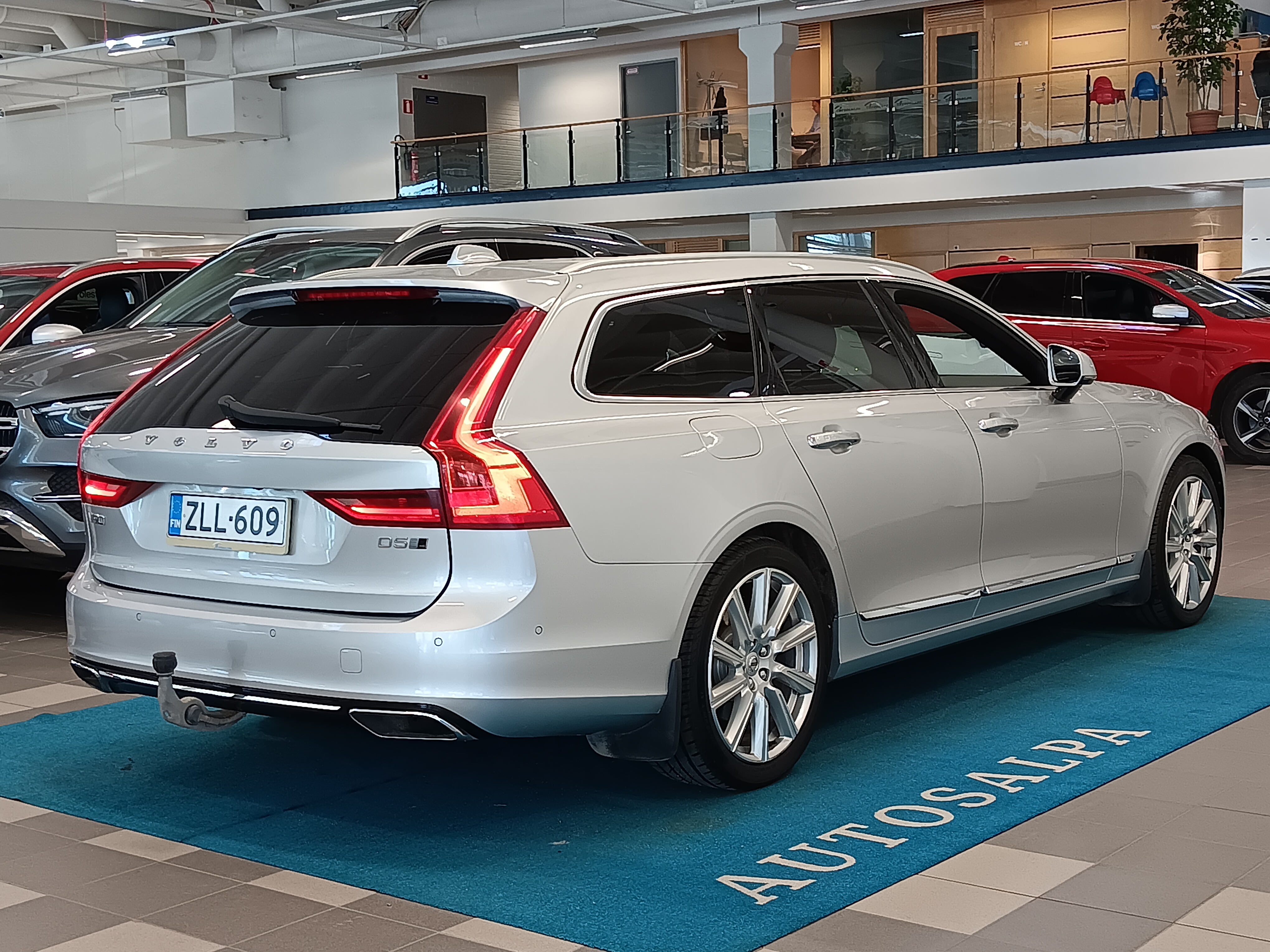 Volvo V90 2017, kuva 3/22