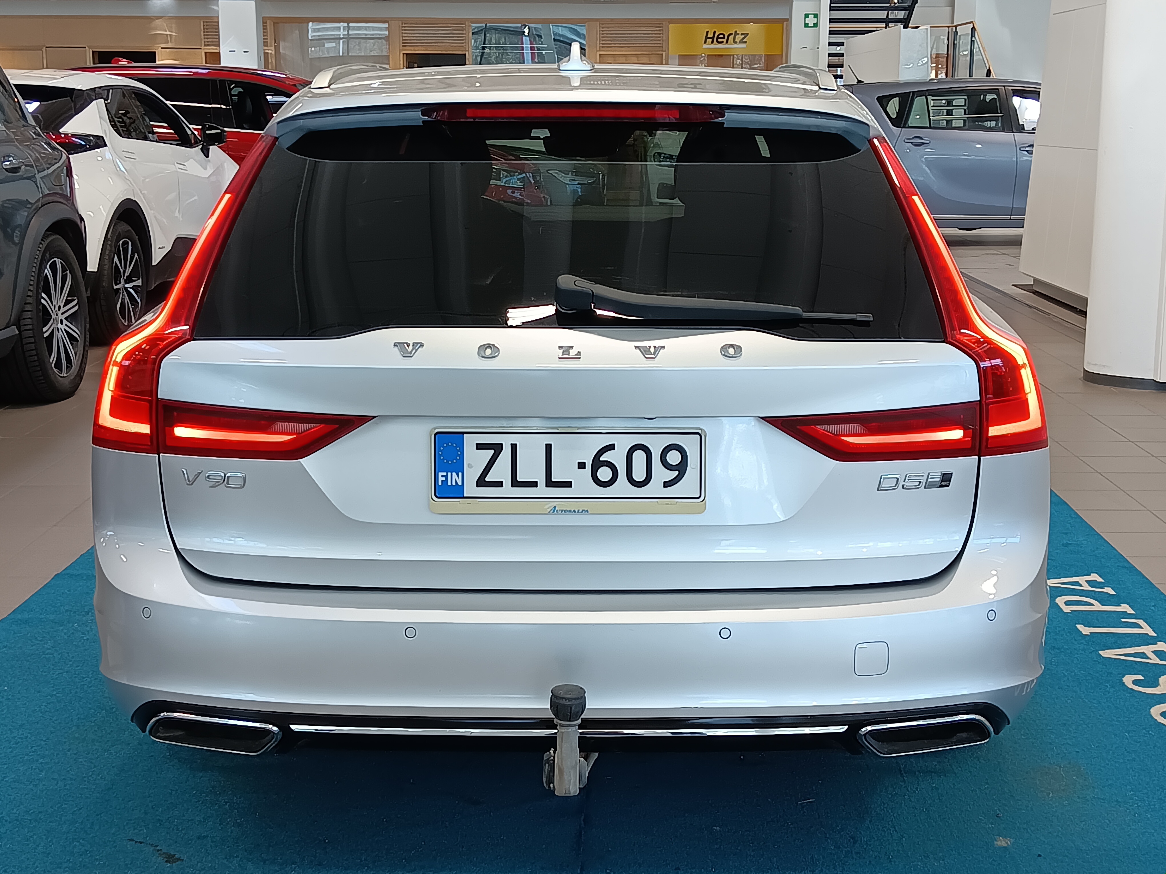 Volvo V90 2017, kuva 4/22