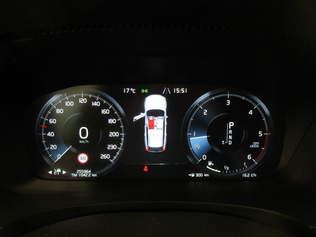 Volvo V90 CROSS COUNTRY D5 AWD BUSINESS PRO AUT