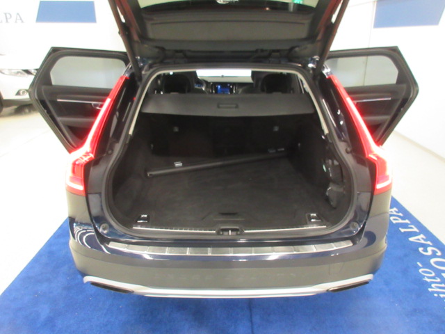 Volvo V90 CROSS COUNTRY D5 AWD BUSINESS PRO AUT
