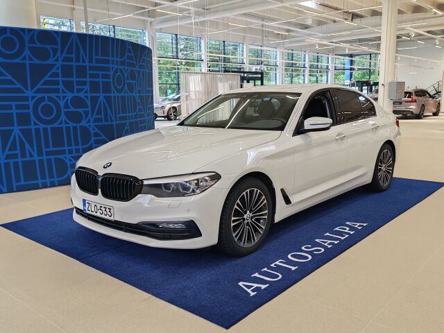 bmw 520 G30 SEDAN 520D A XDRIVE BUSINESS SPORT