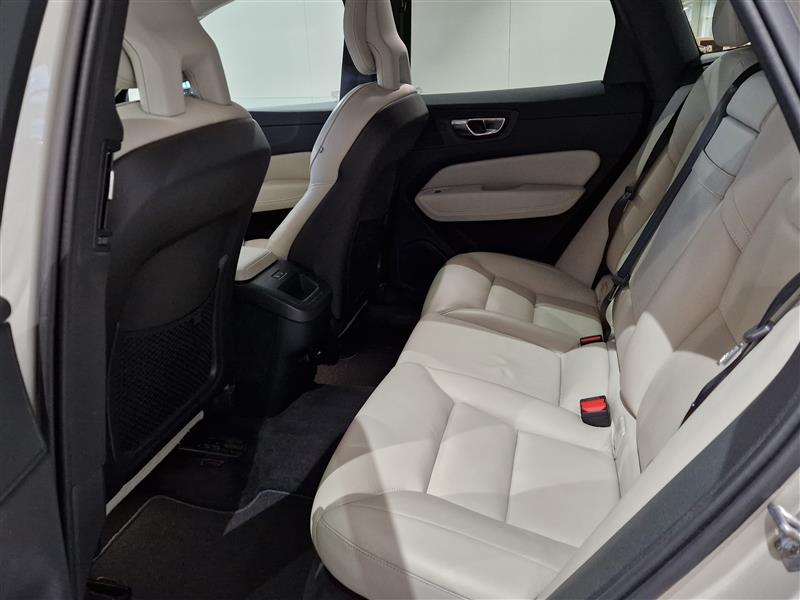 Volvo XC60 D4 AWD INSCRIPTION AUT