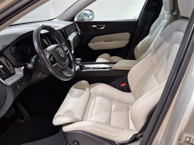 Volvo XC60 D4 AWD Inscription aut 2018, kuva 6/27