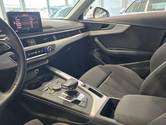 Audi A4 AVANT BUSINESS SPORT COMFORT S LINE EDITION 2,0 TF