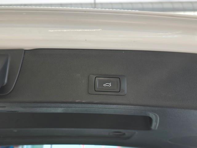 Audi A4 AVANT BUSINESS SPORT COMFORT S LINE EDITION 2,0 TF