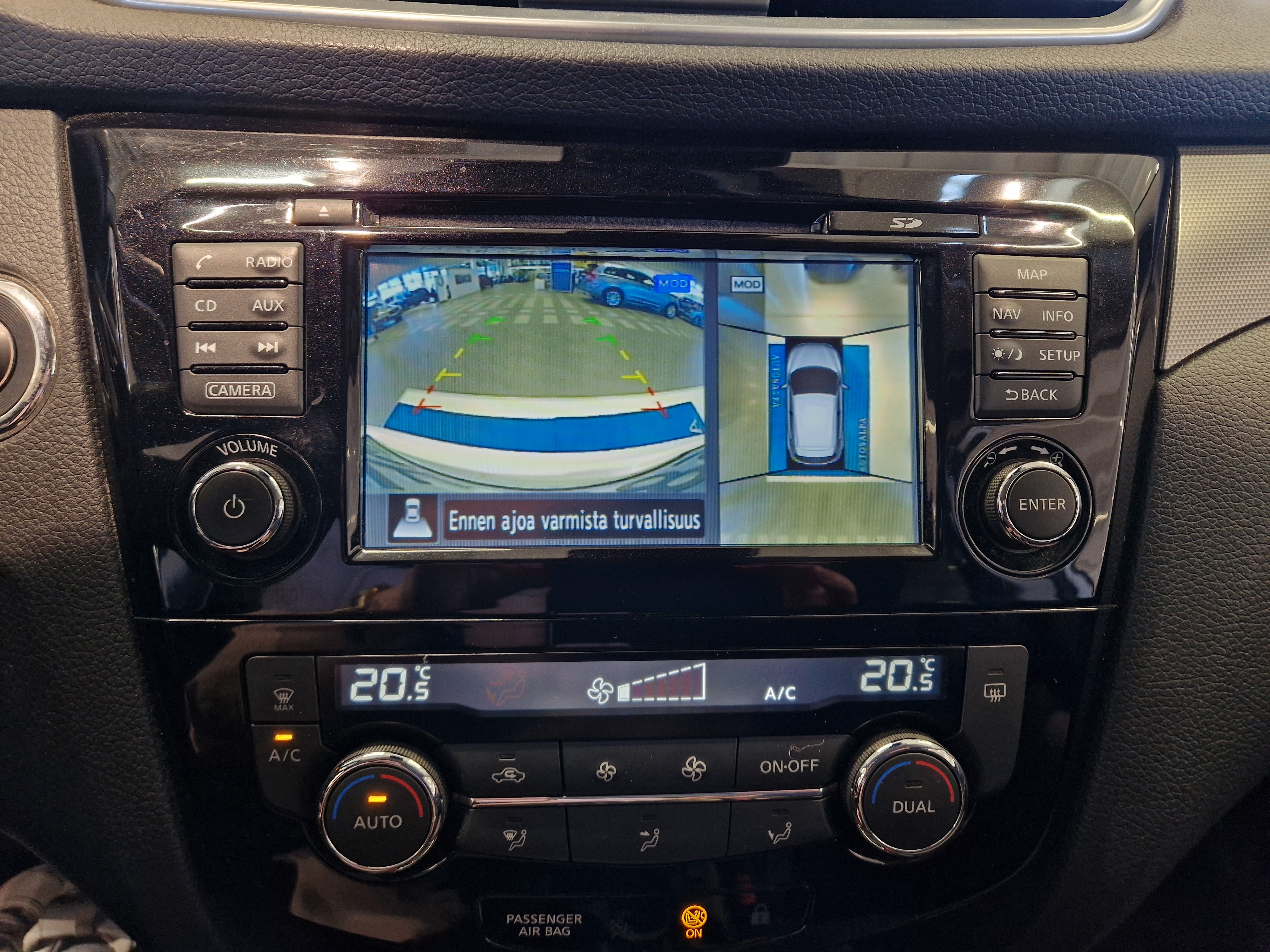 Nissan QASHQAI DIG-T 115 N-CONNECTA 2WD XTRONIC PFEB