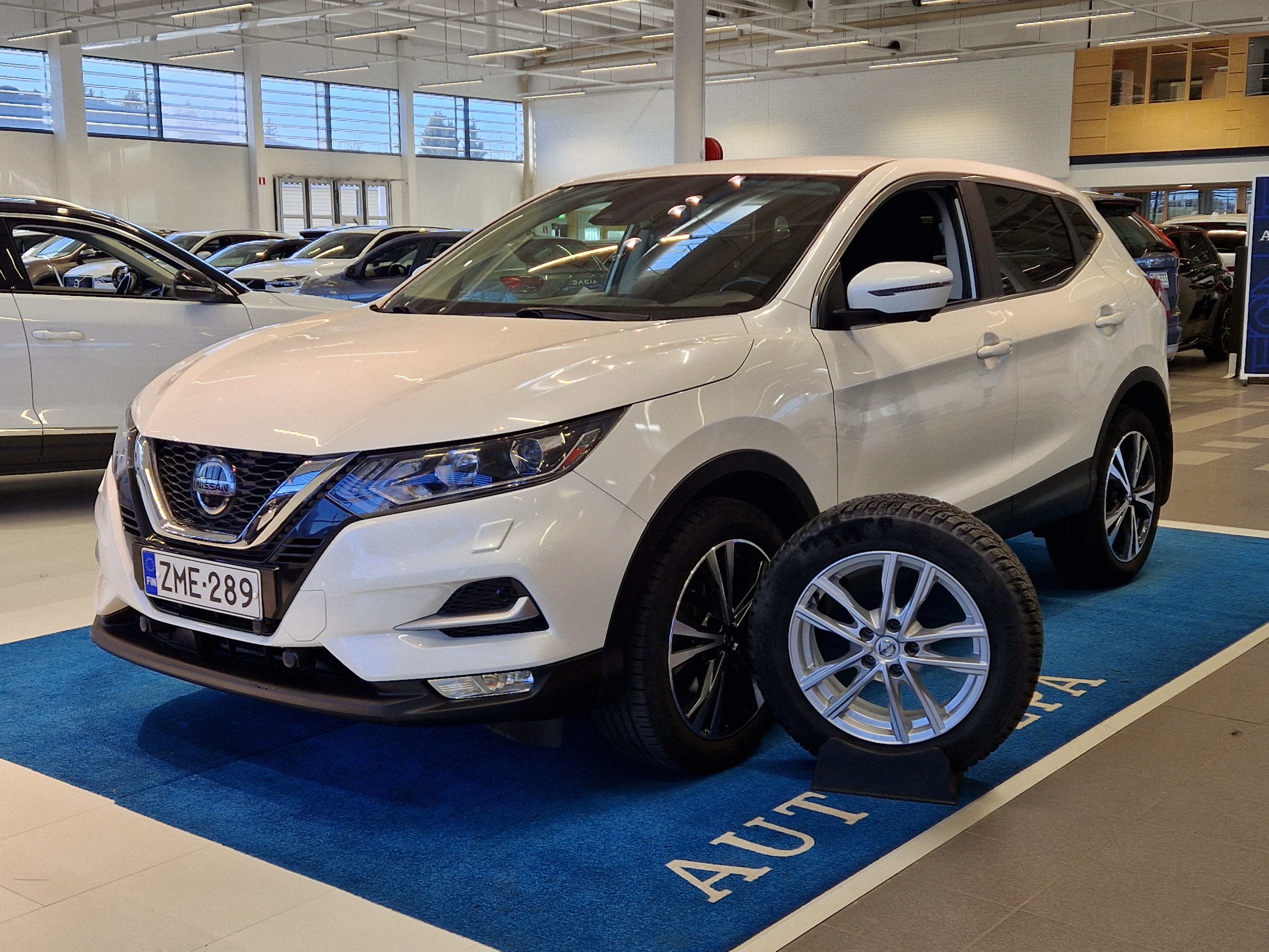 Nissan QASHQAI DIG-T 115 N-CONNECTA 2WD XTRONIC PFEB