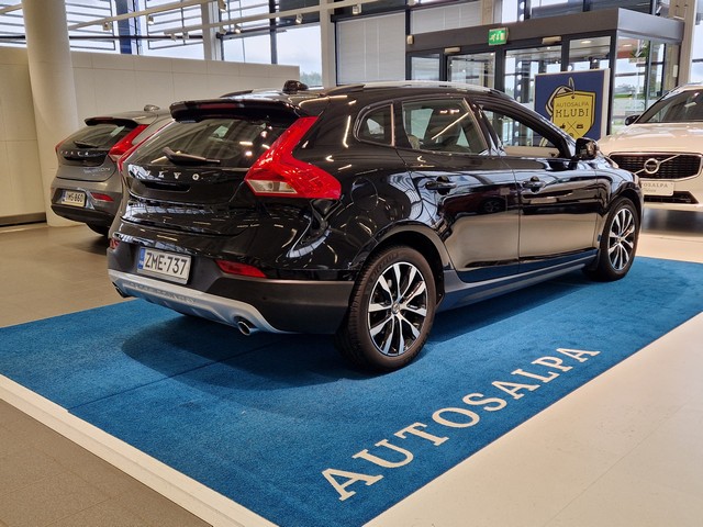 Volvo V40 CROSS COUNTRY T3 BUSINESS PRO AUT TAKUU 24KK/40TKM