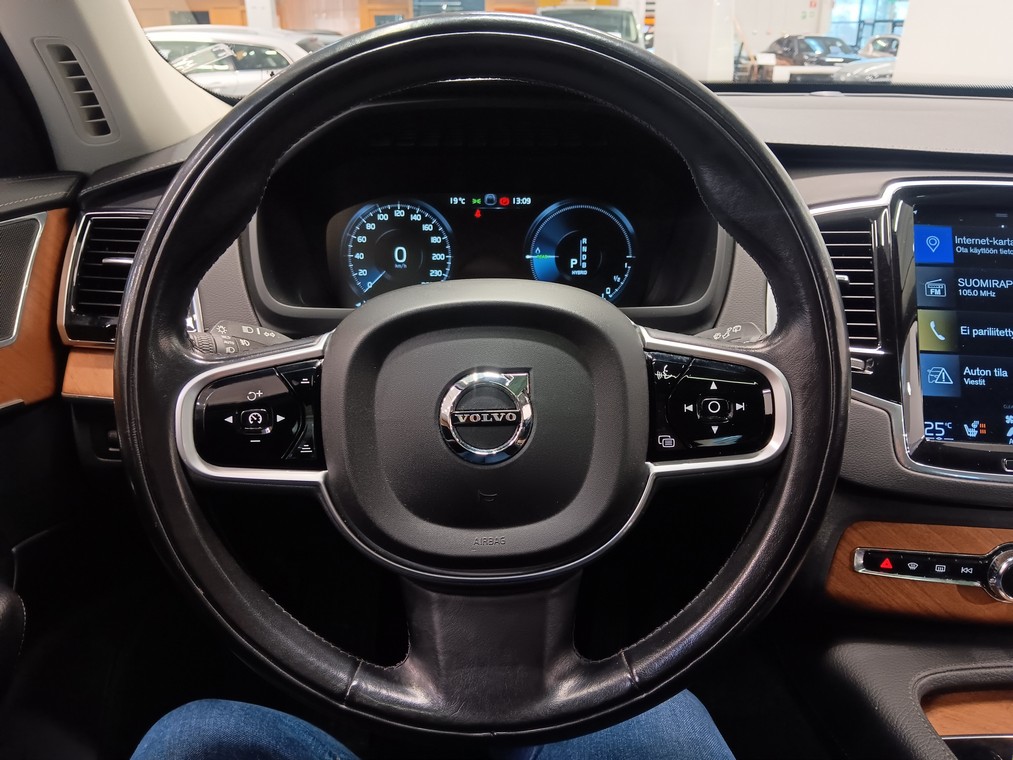 Volvo XC90 T8 AWD INSCRIPTION TAKUU 12KK/20TKM