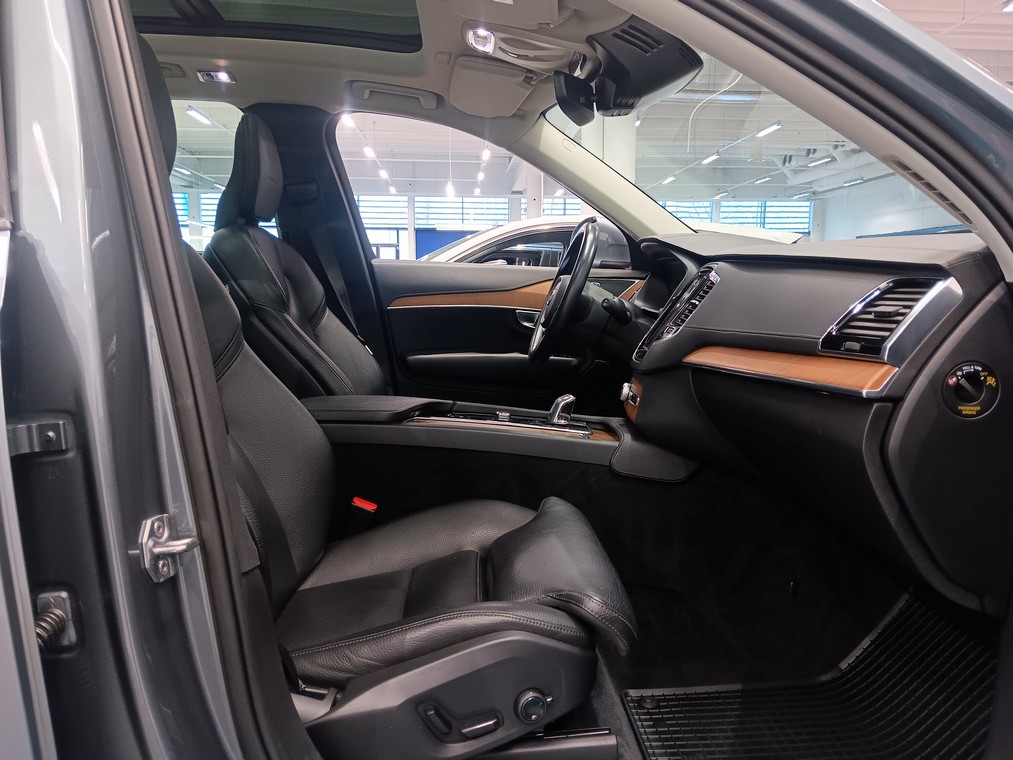 Volvo XC90 2019, kuva 7/20