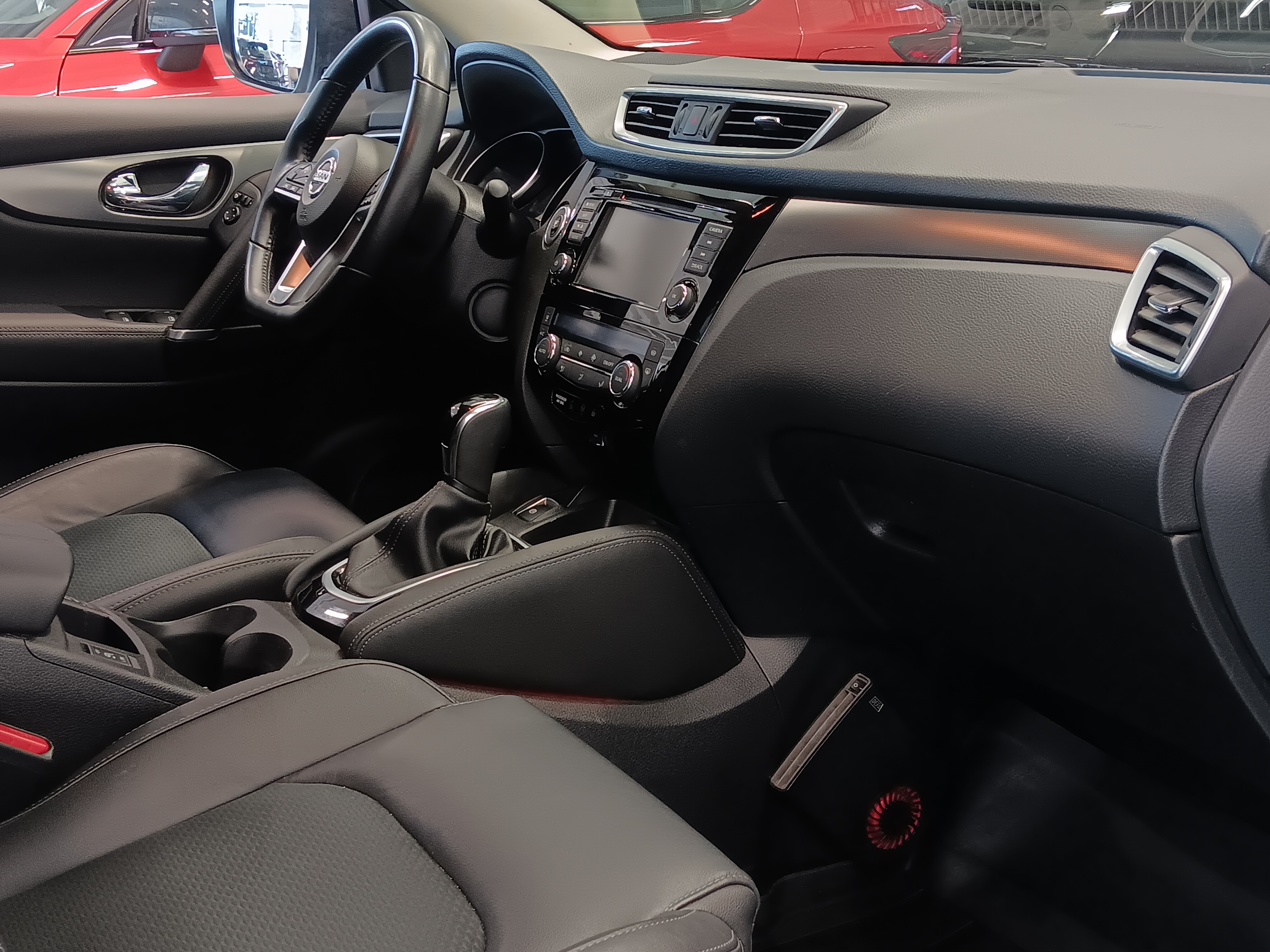 Nissan QASHQAI DIG-T 160 TEKNA 2WD DCT, NNC