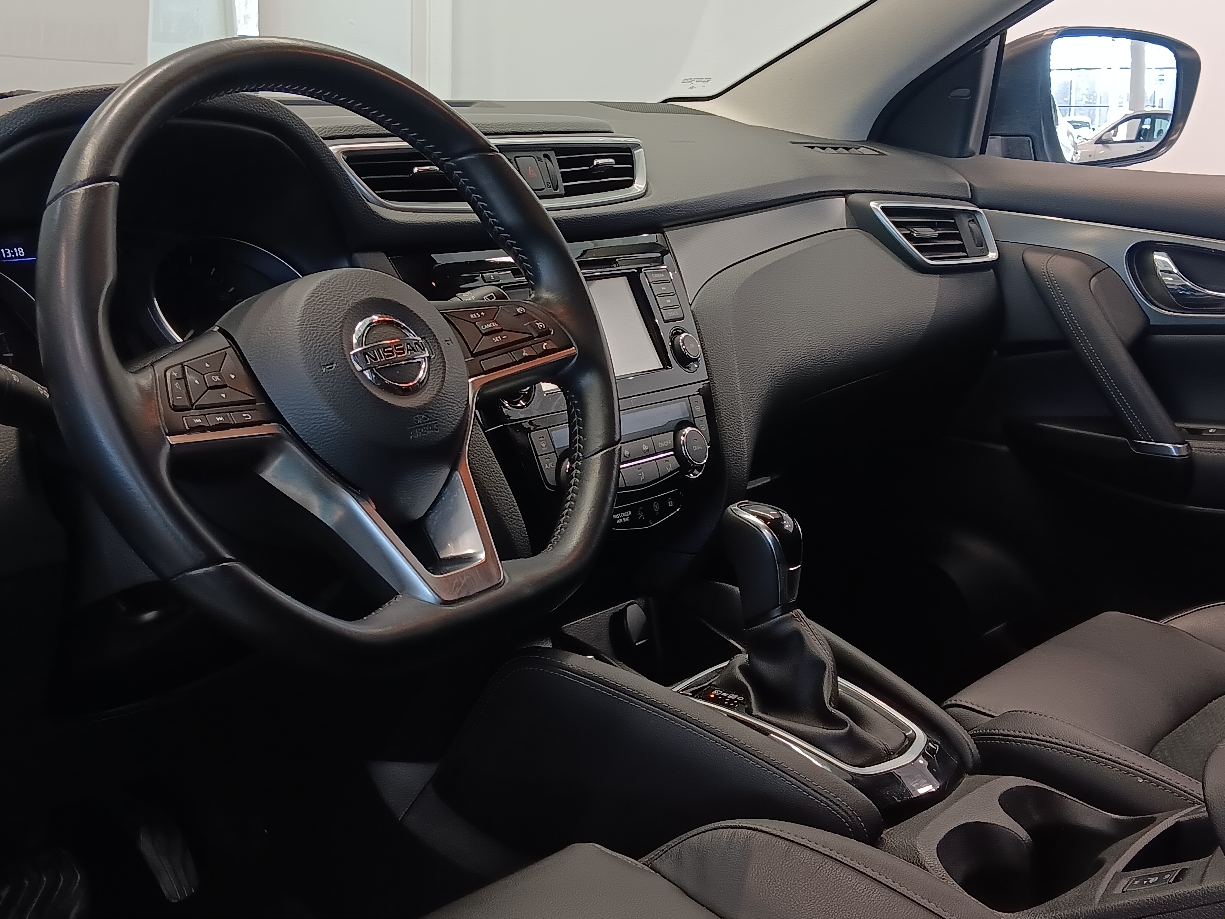 Nissan QASHQAI DIG-T 160 TEKNA 2WD DCT, NNC