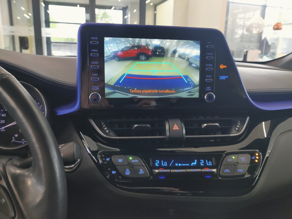 Toyota C-HR 1,8 HYBRID STYLE