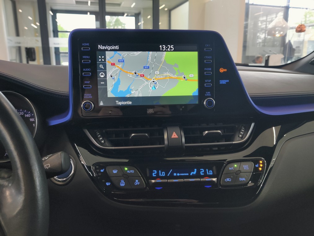 Toyota C-HR 1,8 HYBRID STYLE