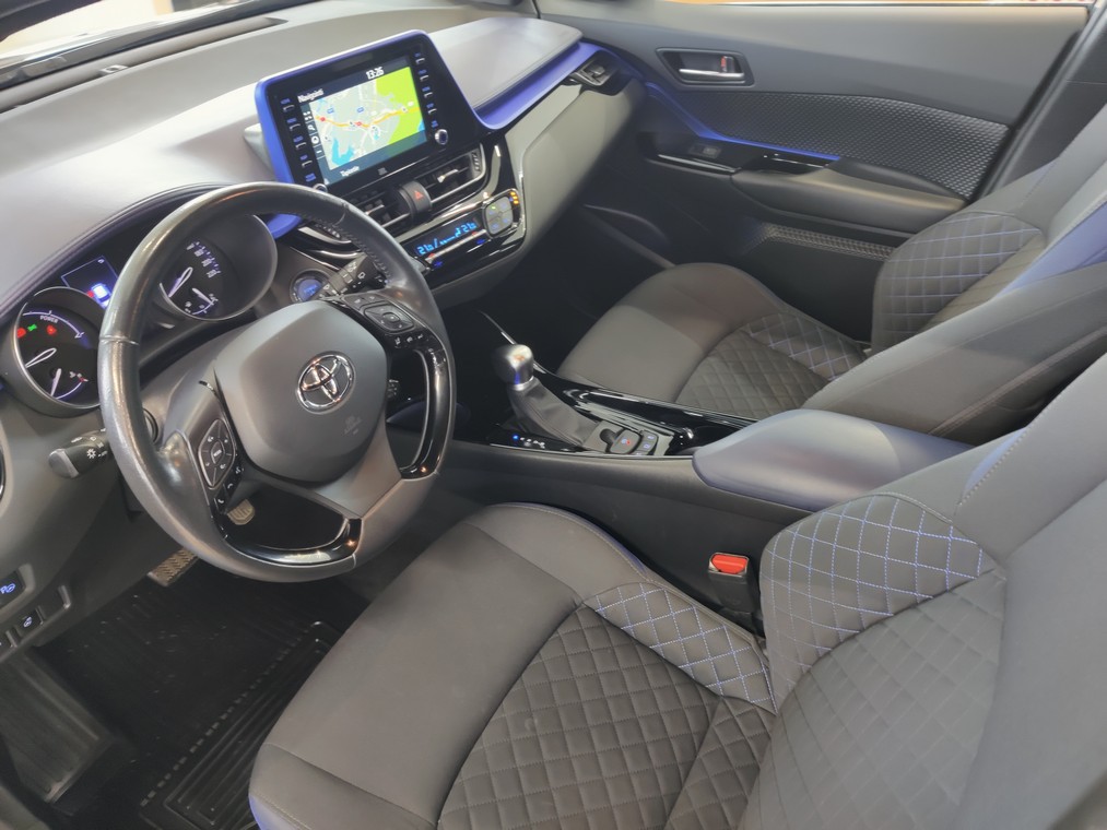 Toyota C-HR 1,8 HYBRID STYLE